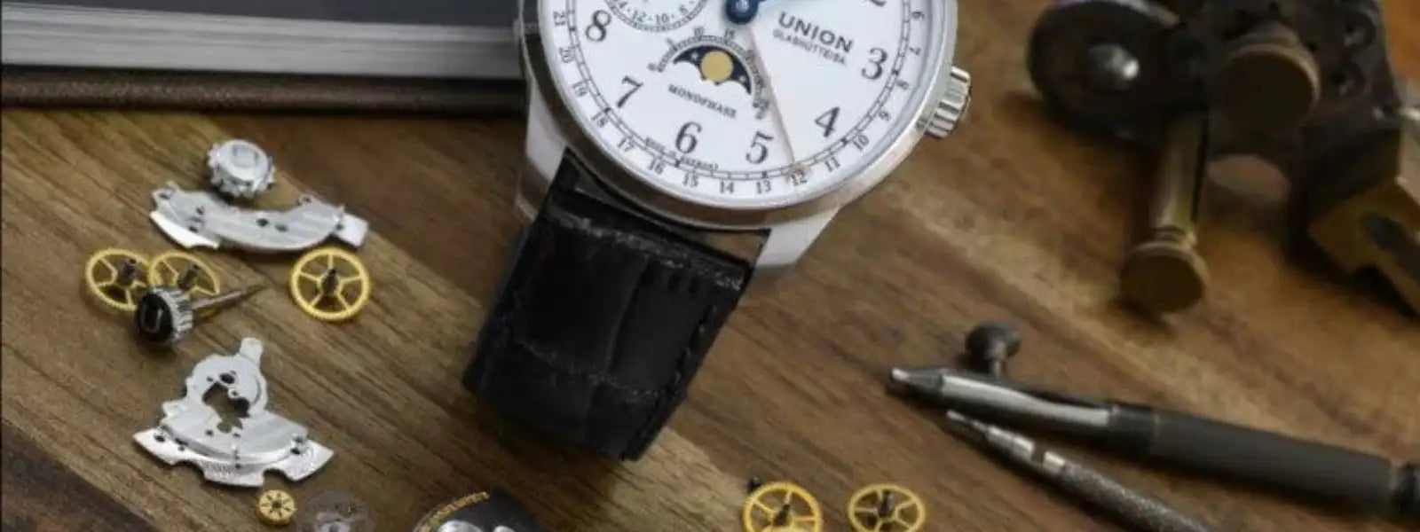 Handaufzug Uhren - Juwelier Steiner