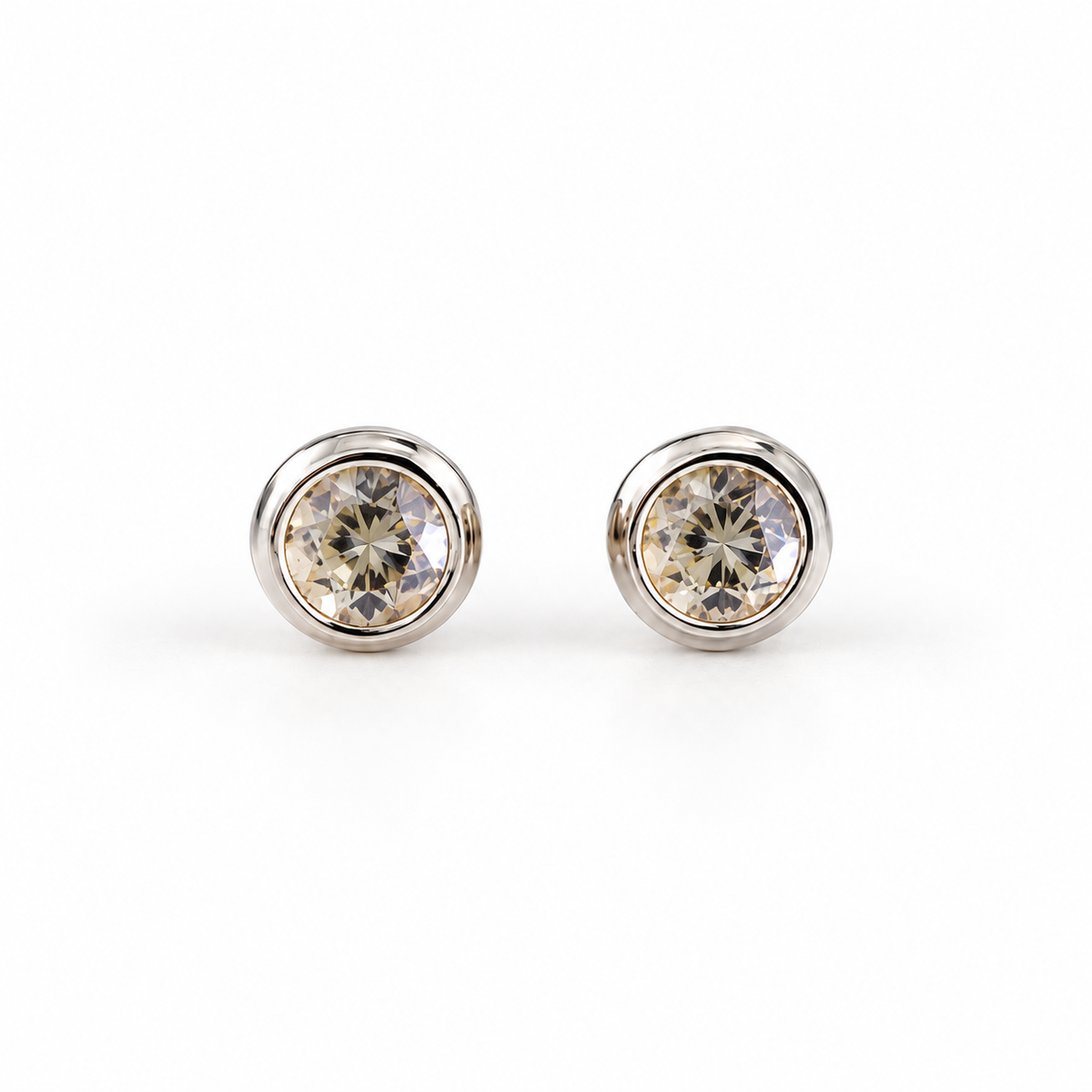 Steiner Essentials Weißgold Ohrstecker Zirkonia Freisteller