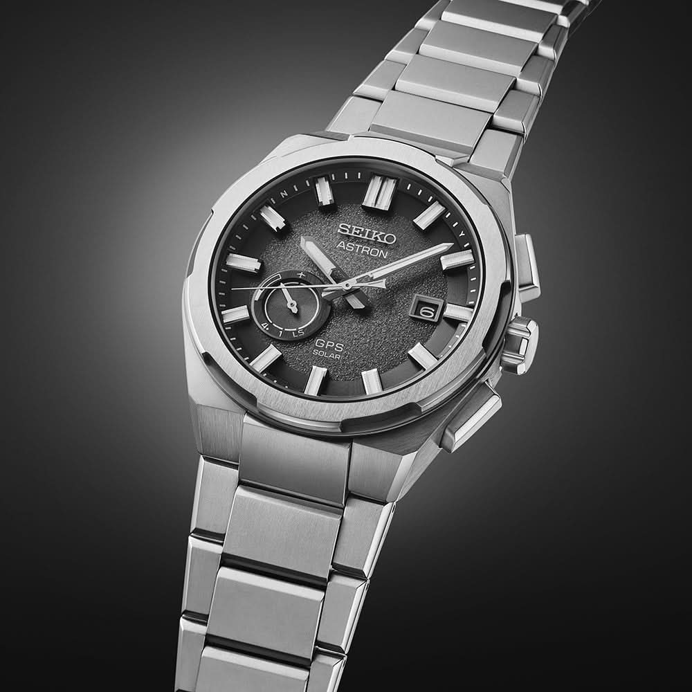 Seiko Astron GPS Solar SSJ025J1