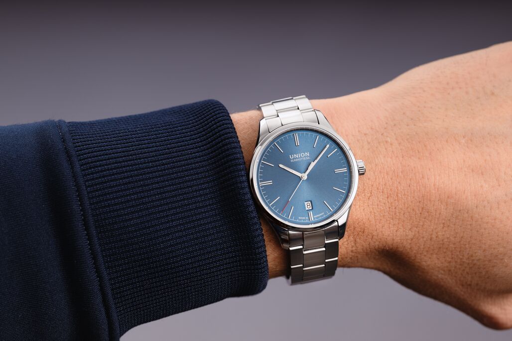 Union Glashütte Viro Date 39mm D017.407.11.041.00