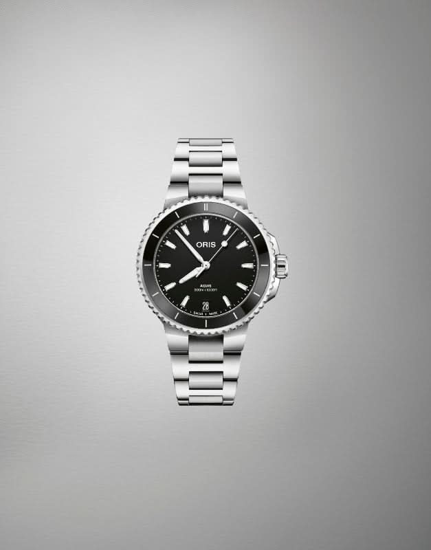 Oris Aquis Date 36,5 01 733 7792 4154-07 8 19 05P - Juwelier Steiner