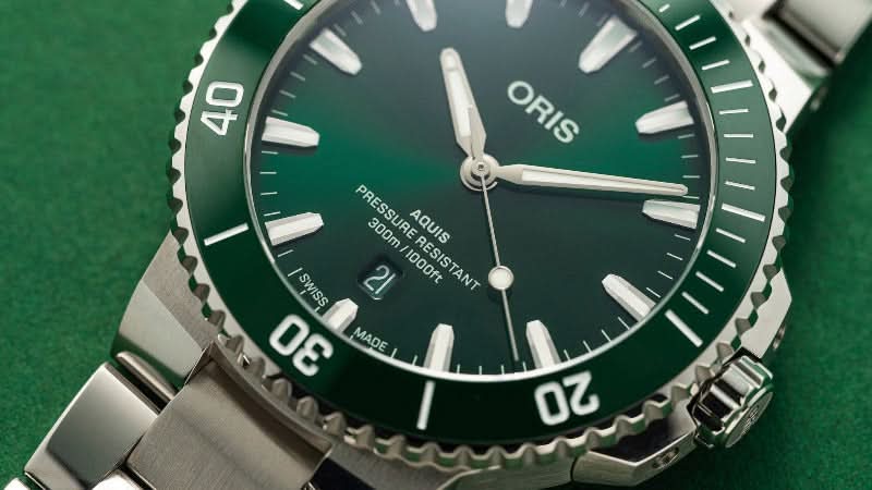Oris Aquis Date 43,5 01 733 7789 4157-07 8 23 04PEB - Juwelier Steiner