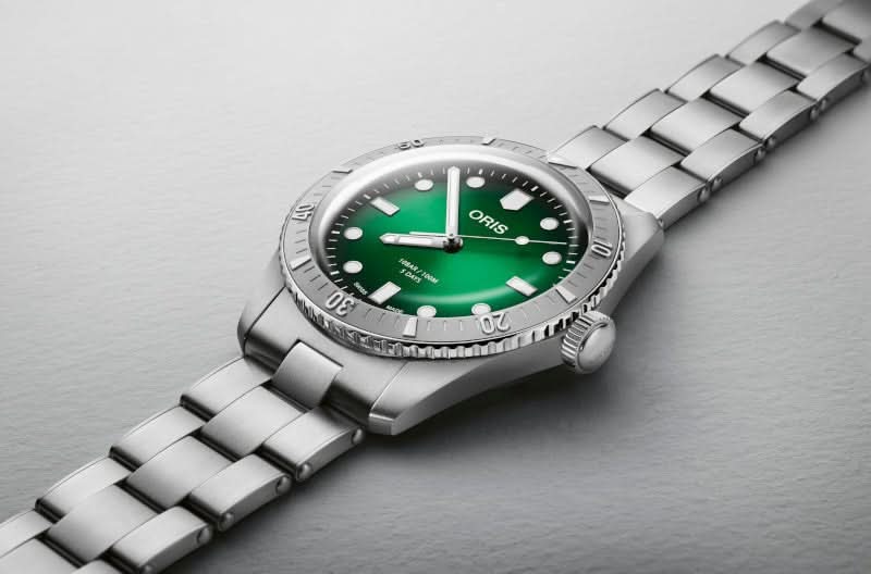 Oris Divers Sixty - Five Calibre 400 01 400 7774 4057 - 07 8 19 18 - Juwelier Steiner