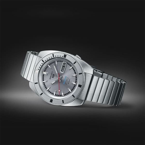 Seiko 5 SKX Automatic Sports Limited Edition SRPL03K1 - Juwelier Steiner