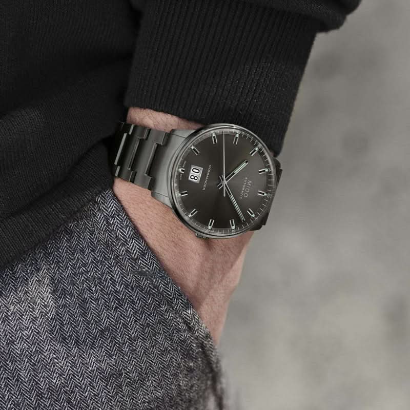 Mido Commander Big Date M021.626.33.061.00 - Juwelier Steiner