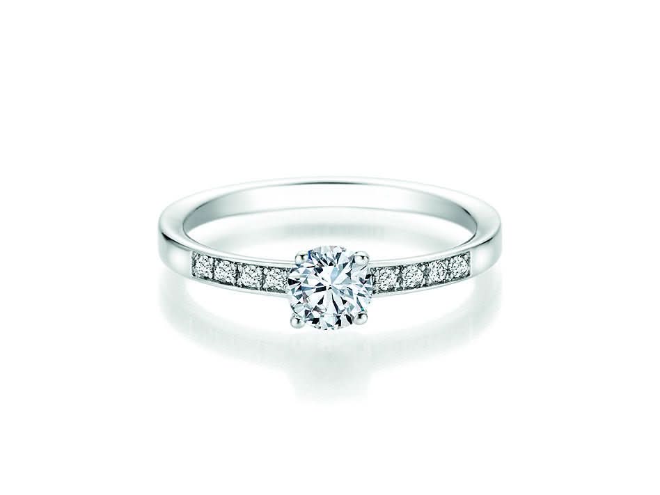 CR Solitaire Ring Weißgold 585 · 0,580 ct W-SI - Juwelier Steiner
