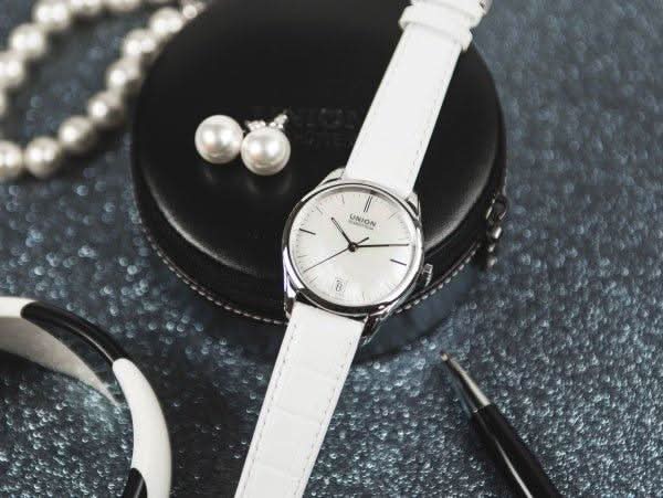 Union Glashütte Viro Datum Damen D011.207.16.111.00 - Juwelier Steiner