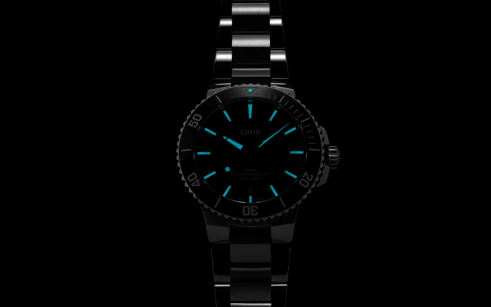Oris AQUIS DATE 01 733 7787 4135-07 8 22 04PEB