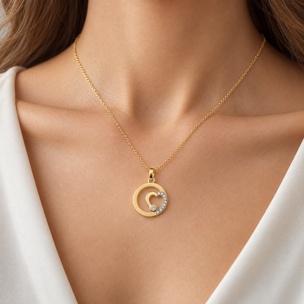 STEINER ESSENTIALS Anhänger Herz mit Zirkonia 585 / 14Kt Gold 113123 – getragen