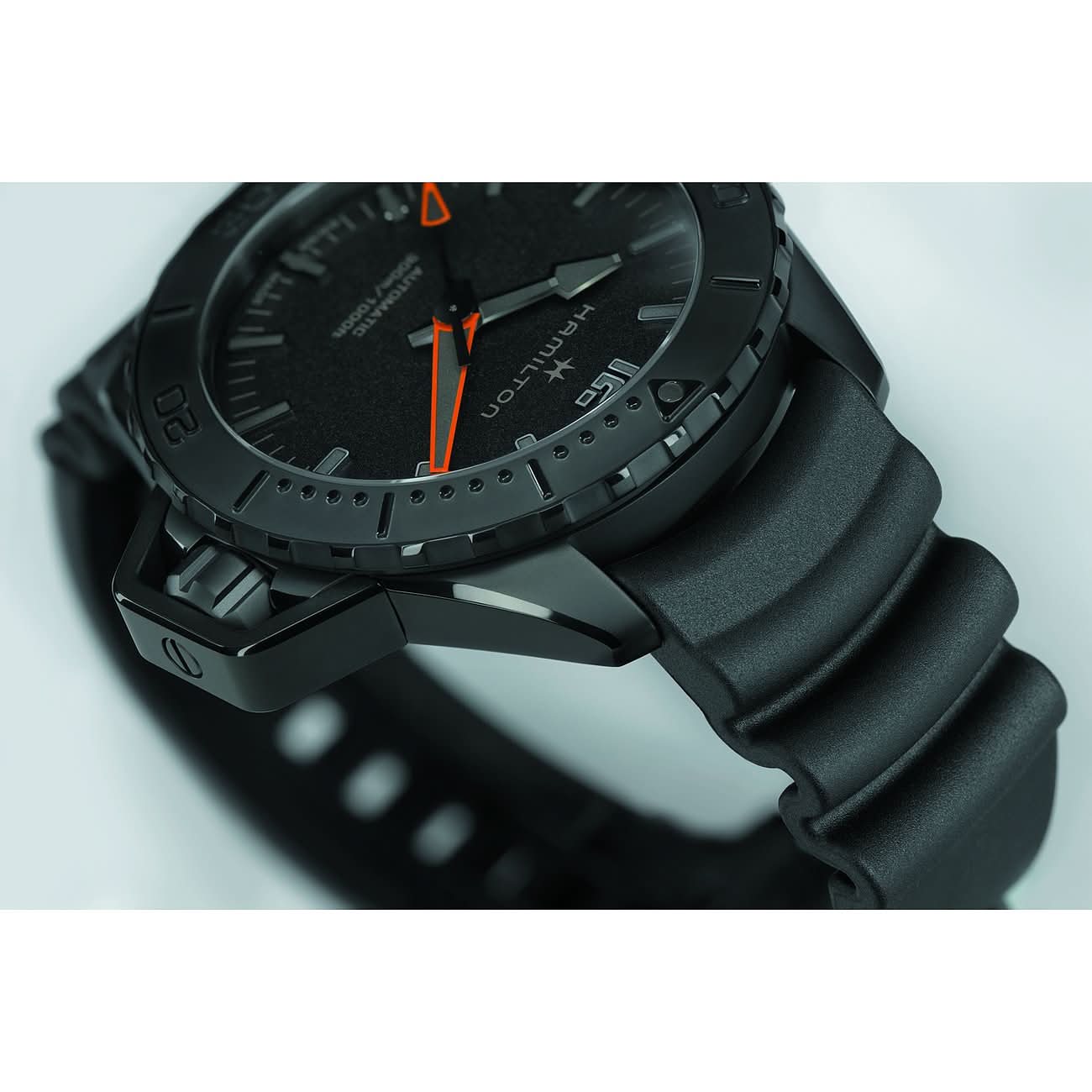 Hamilton Khaki Navy Frogman Automatic H77845330