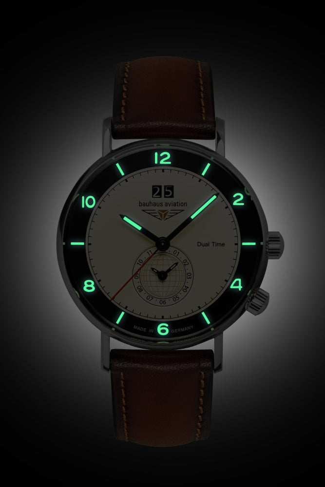 Bauhaus Aviation Quarz mit Dual Time 24462