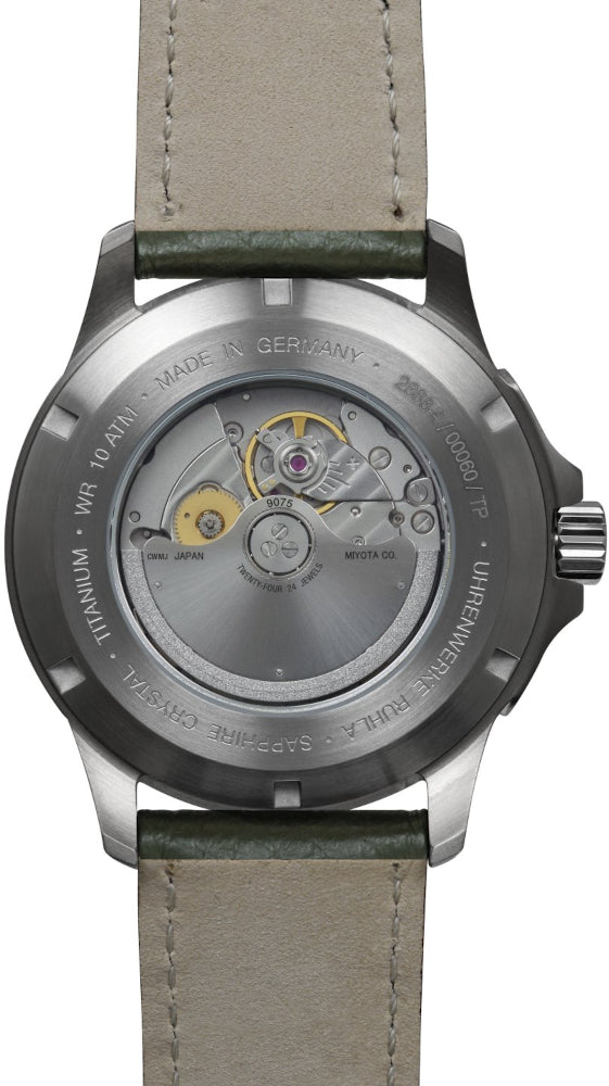 Bauhaus Aviation Automatik mit GMT 28684