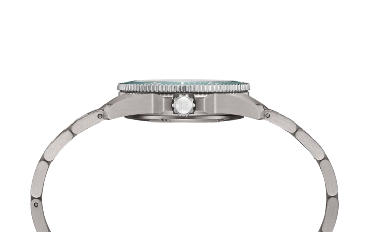 Certina DS Action Quartz 34.5mm C048.210.44.131.00