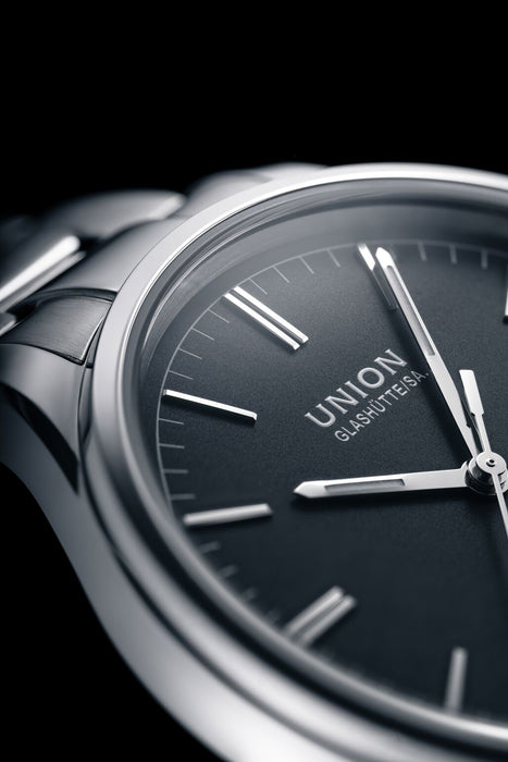 Union Glashütte Viro Datum 39mm D017.407.11.051.00