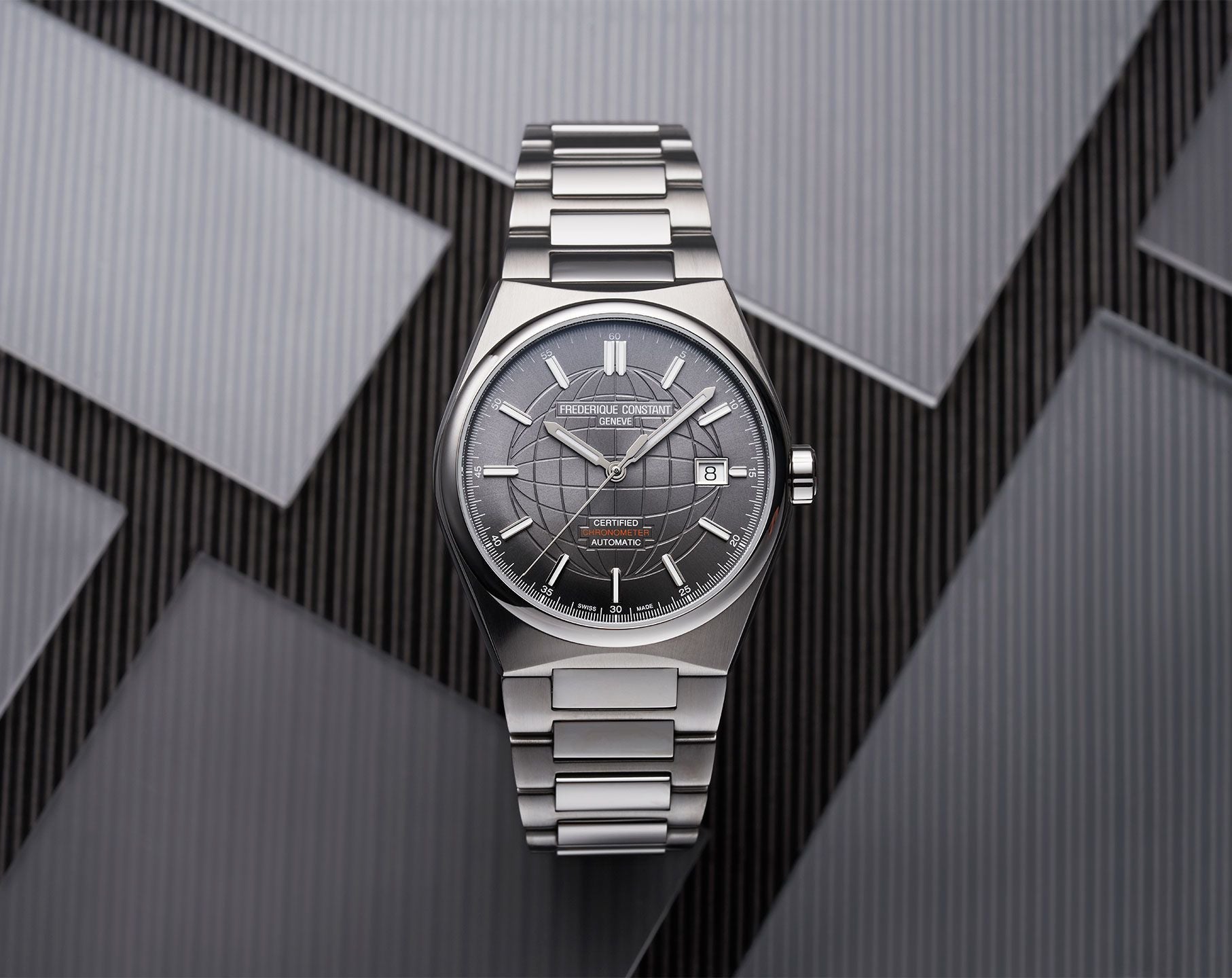 FREDERIQUE CONSTANT Highlife Automatic COSC FC-303V4NH2B