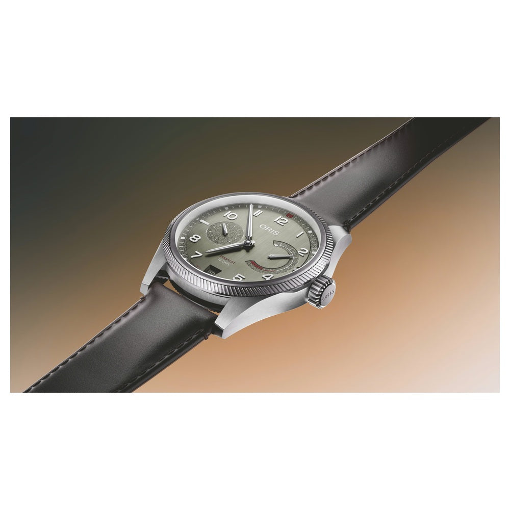 Oris ProPilot Calibre 111 Grün Lederband Seitenansicht grünes Zifferblatt Lederband