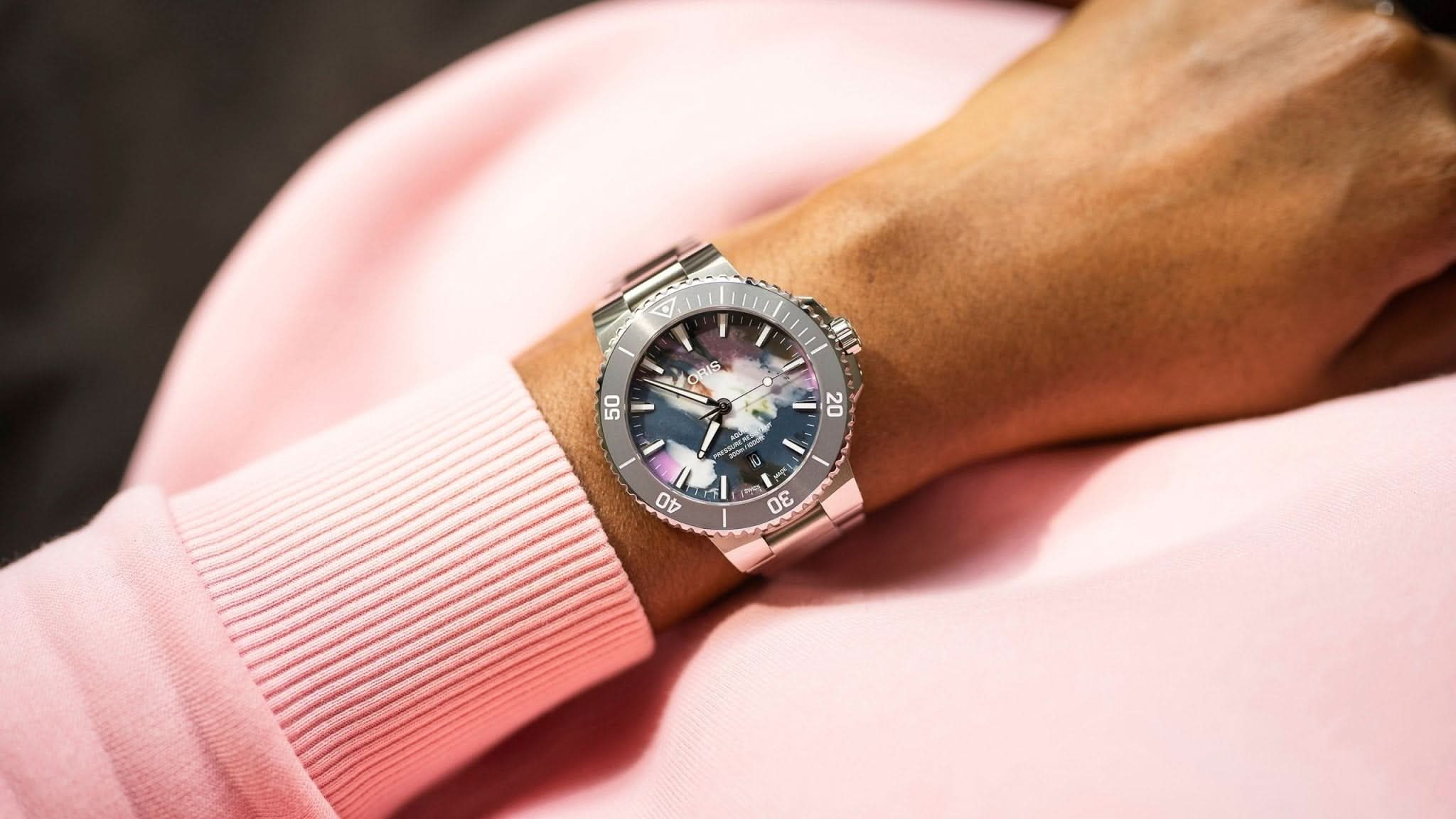 Buy the Oris Aquis Date Date Upcycle 01 733 7789 4150-07 8 23
