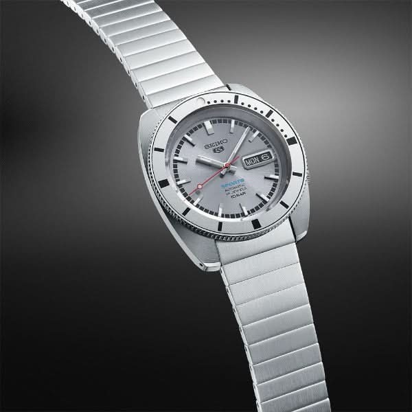 Seiko 5 SKX Automatic Sports Limited Edition SRPL03K1 - Juwelier Steiner