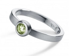 Humphrey Peridot ring made of stainless steel