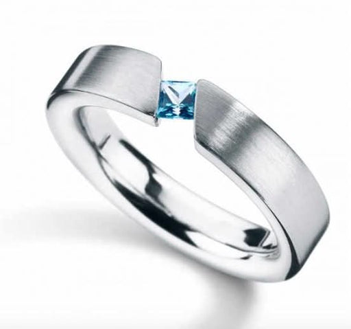 Humphrey Topasring aus Edelstahl - Juwelier Steiner