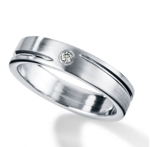 Humphrey Trauring Diamond