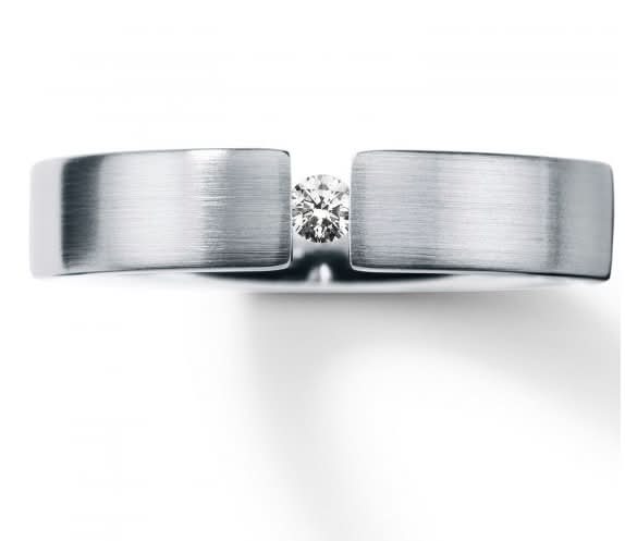 Humphrey Trauring mit Diamant - Juwelier Steiner