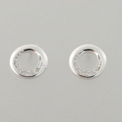 STEINER Basic Stud Earrings