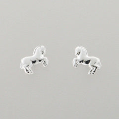 STEINER Basic Stud Earrings