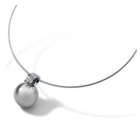 Humphrey pearl pendant