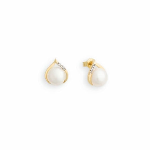 Pale Stud Earrings Basics